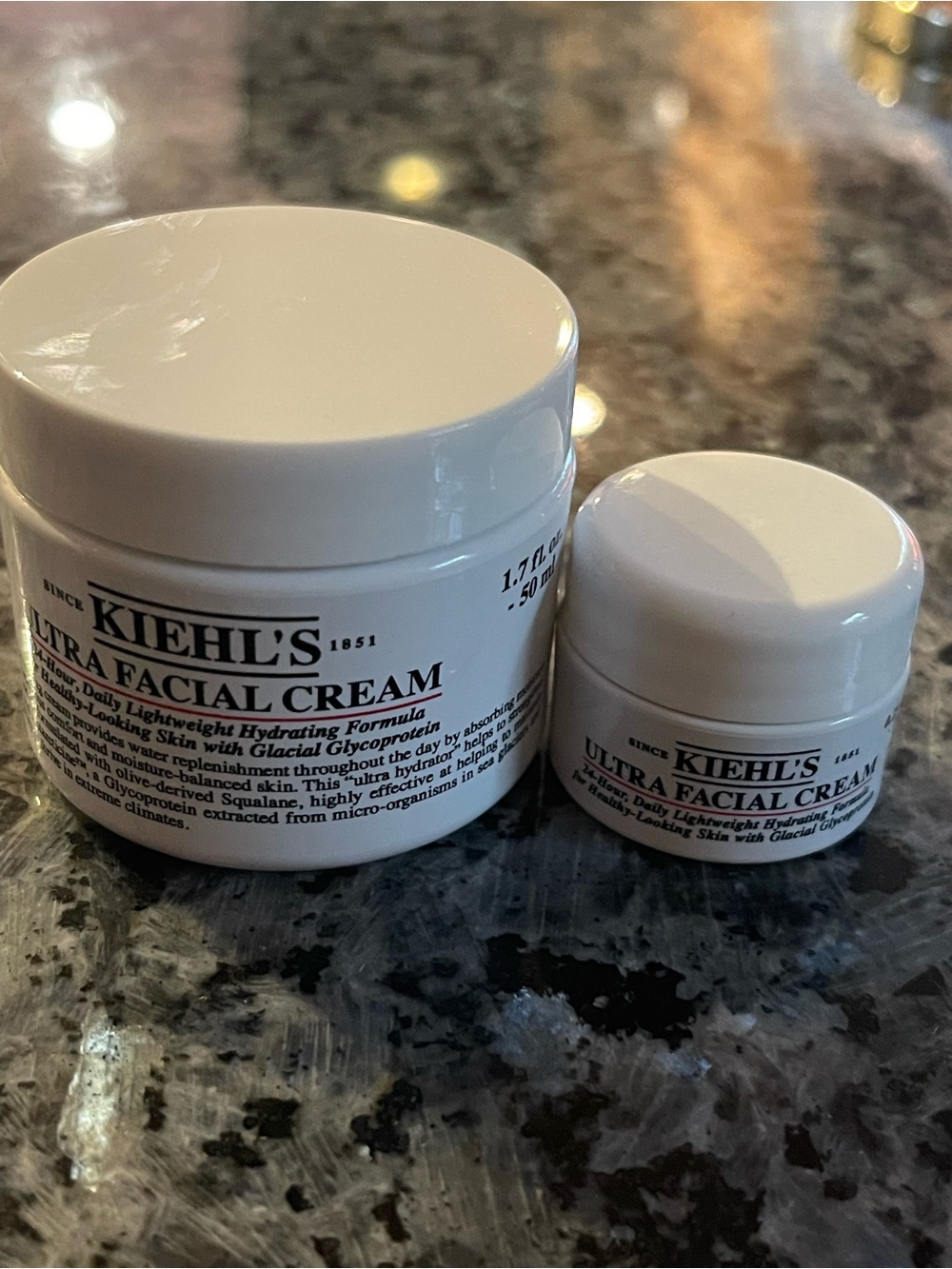 New Kiehl’s Ultra Facial Cream face moisturizer 1.7 oz with free gift